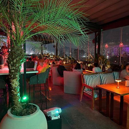 Sonata 44 Hotel Laureles Меделин Екстериор снимка