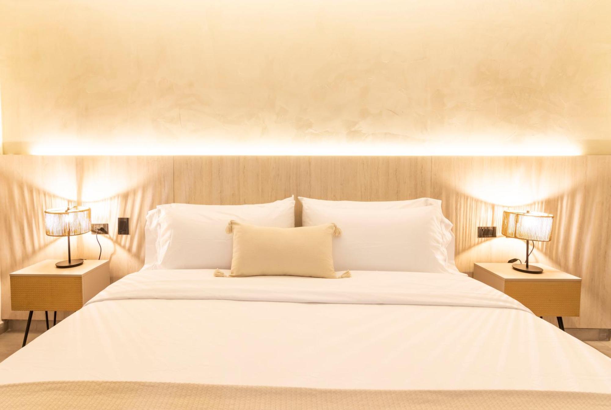 Sonata 44 Hotel Laureles Меделин Екстериор снимка