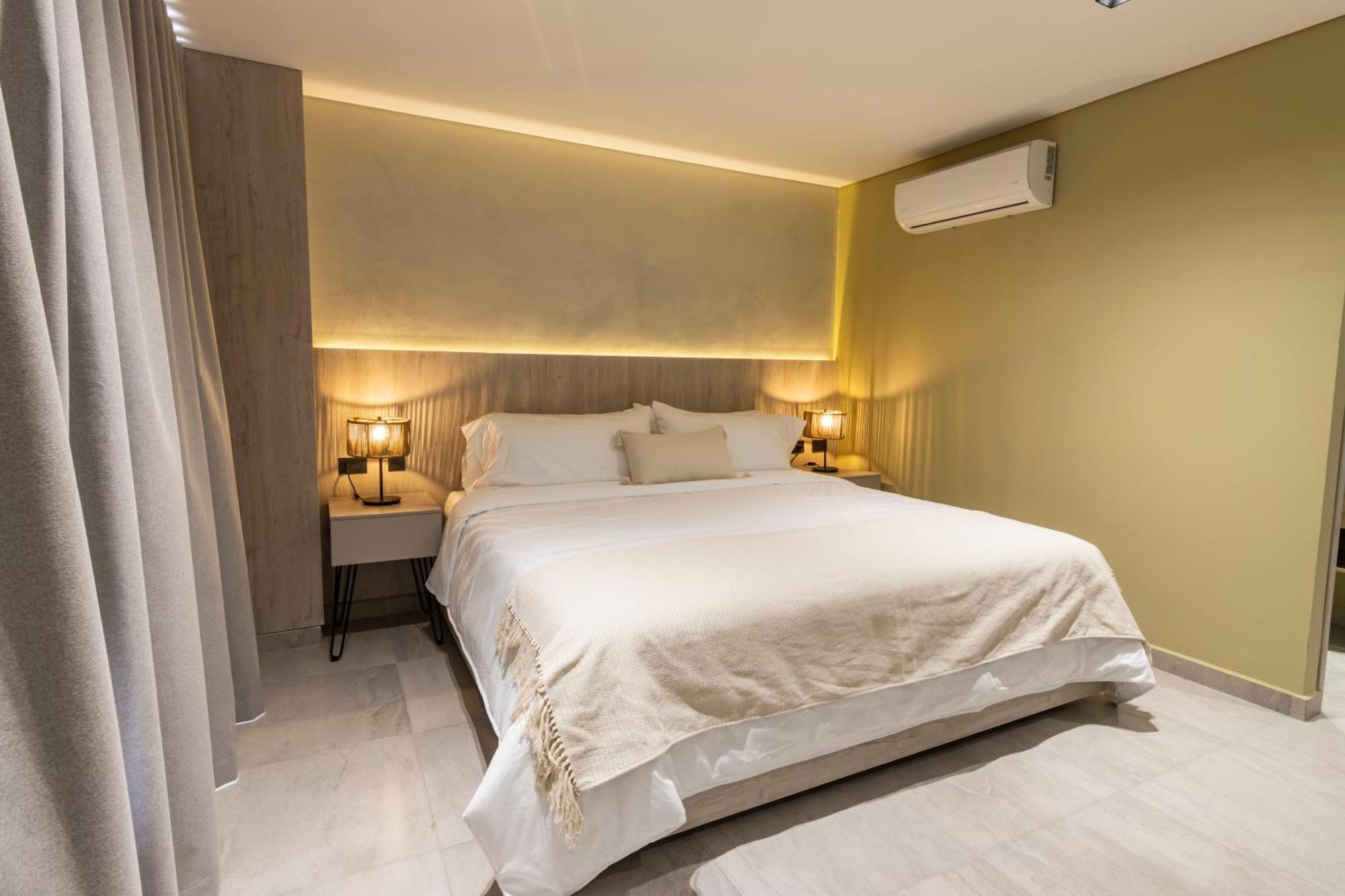 Sonata 44 Hotel Laureles Меделин Екстериор снимка