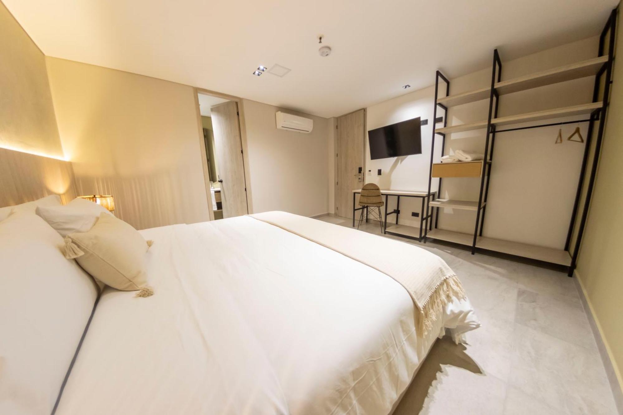 Sonata 44 Hotel Laureles Меделин Екстериор снимка
