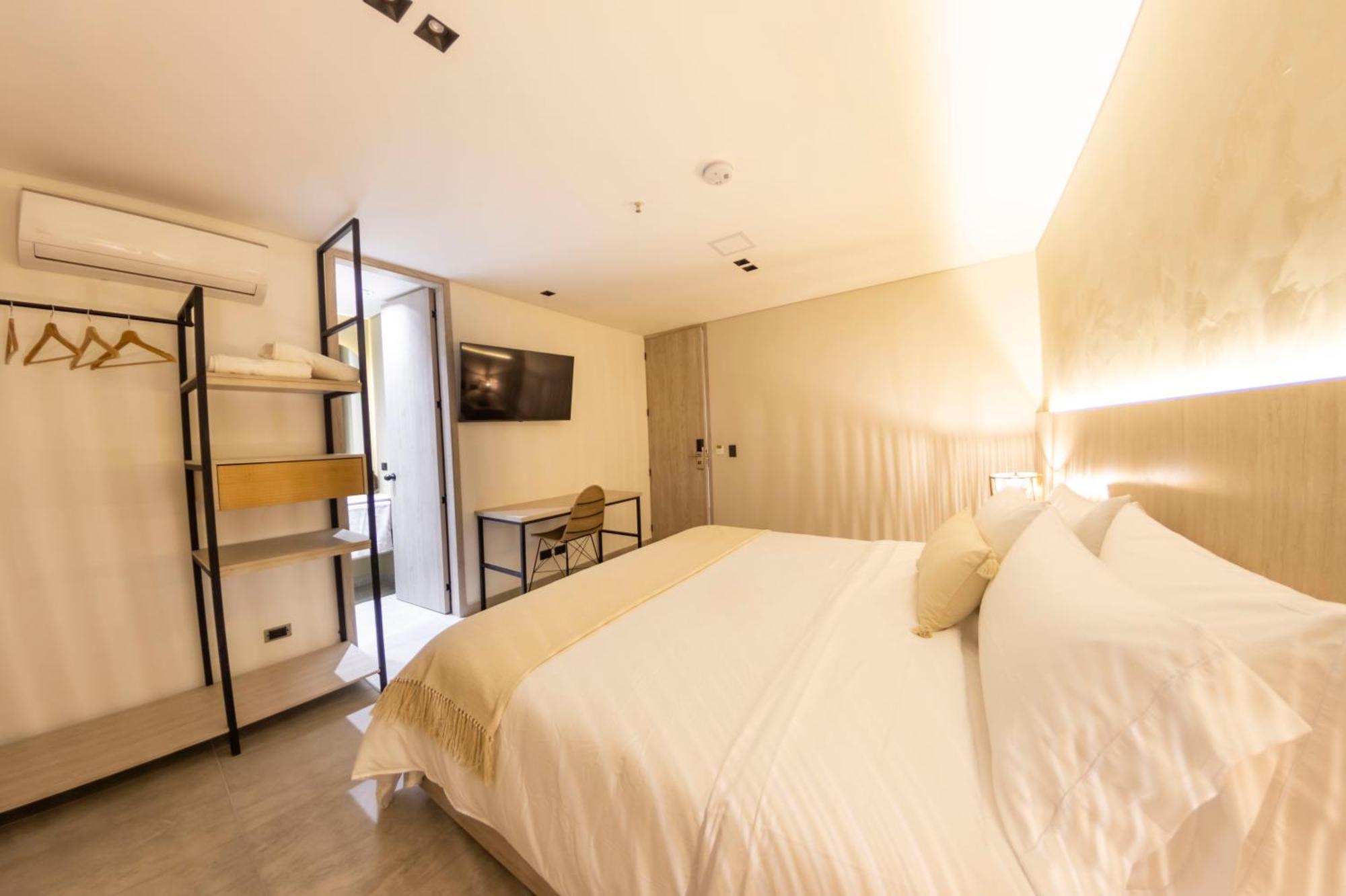 Sonata 44 Hotel Laureles Меделин Екстериор снимка