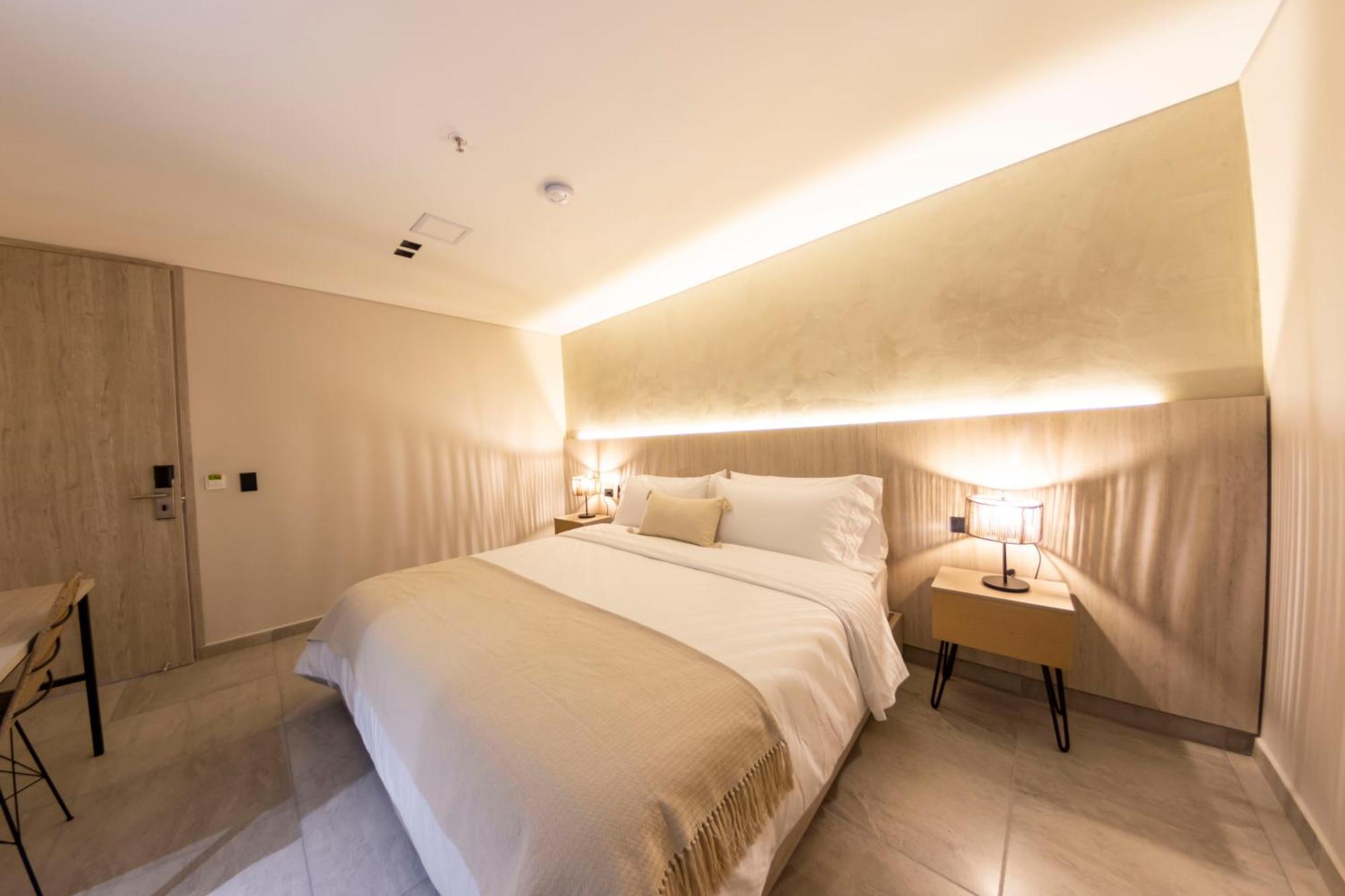 Sonata 44 Hotel Laureles Меделин Екстериор снимка