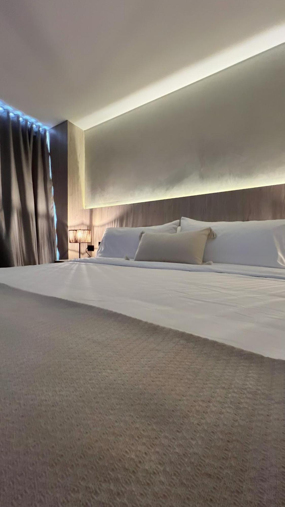 Sonata 44 Hotel Laureles Меделин Екстериор снимка